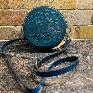 Patricia Nash Devonian Big Chain Crossbody  >Tooled Rose Design